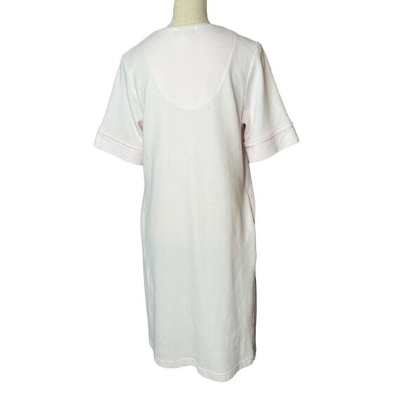 Miss Elaine Robe in Light Pink with Embroidery at Neckline Snap Close Size Small - Picture 3 of 6
